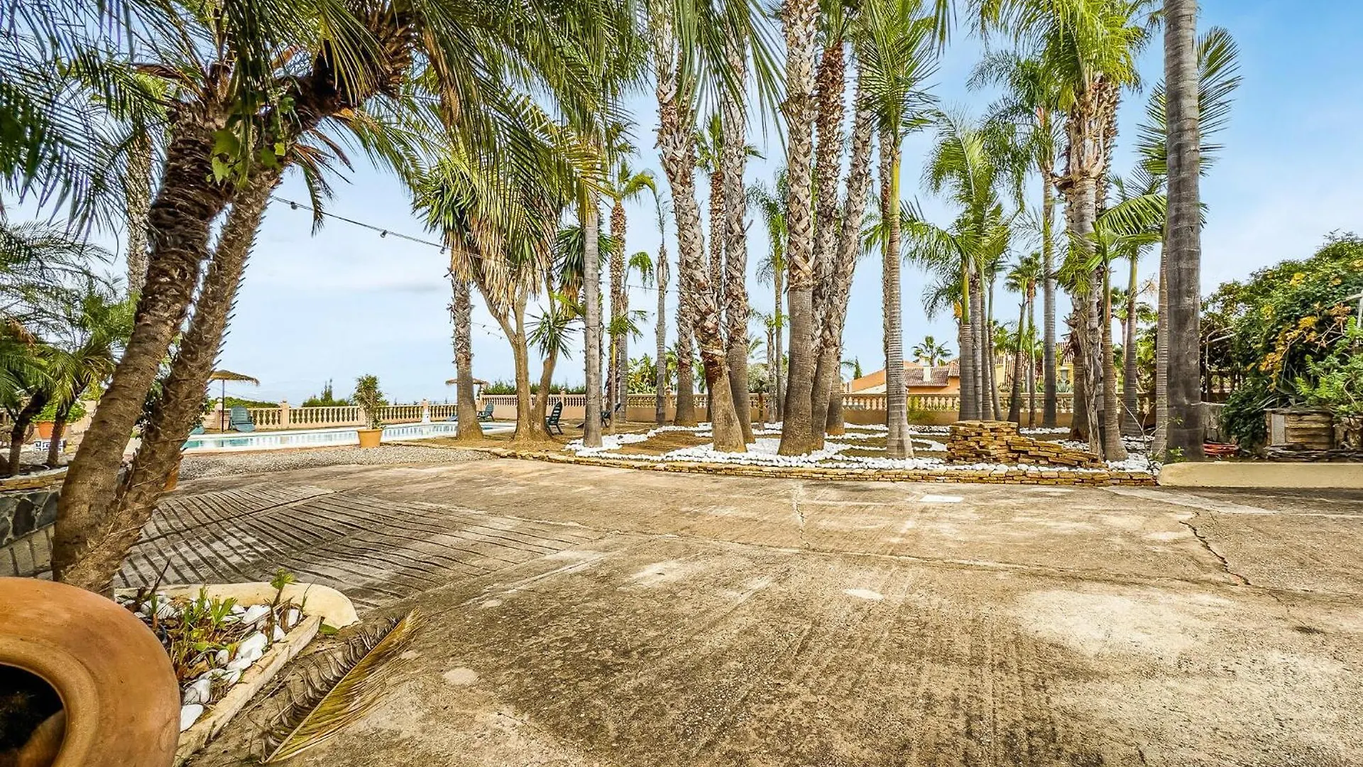Beautiful Home In Alhaurín de la Torre